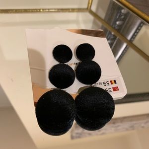 Black earrings